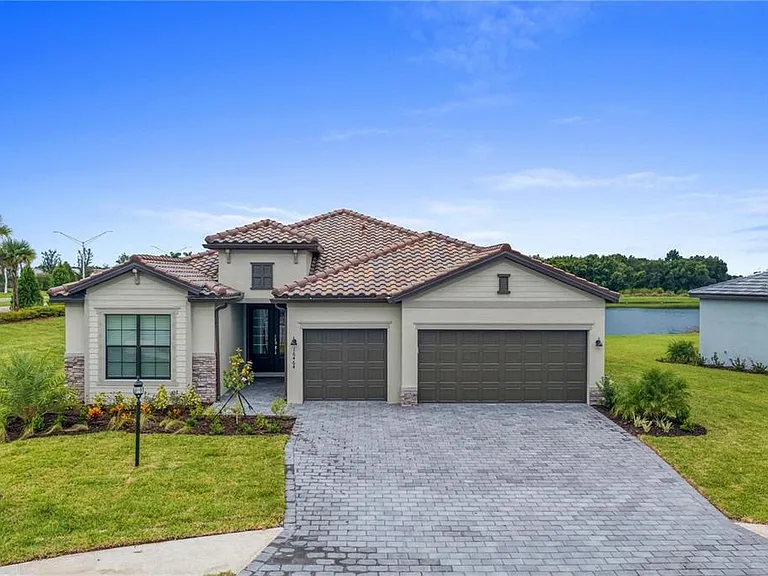 16464 Whale Grey Pl — Photo 2
