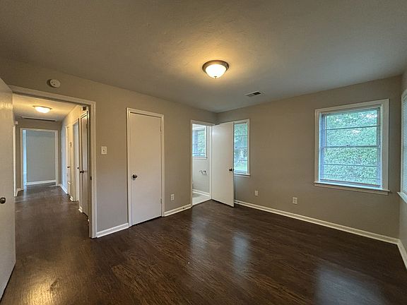 5th image of 4100 Cliffdale St