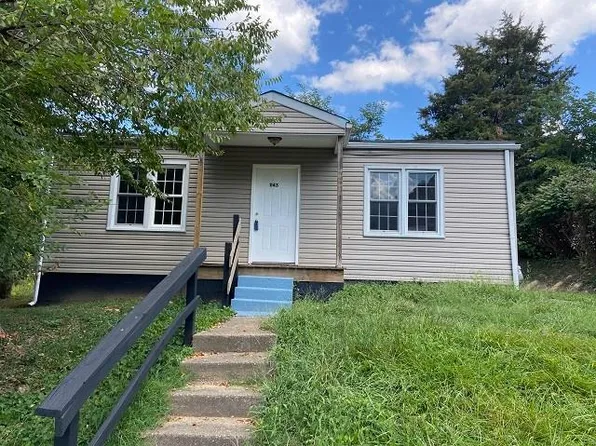 1143 Mitchell St, Catlettsburg, KY 41129