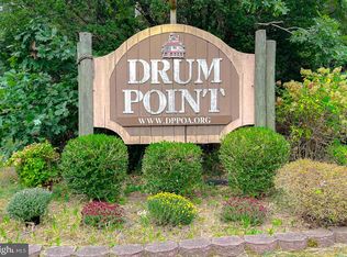 454 Dogwood Dr, Lusby, MD 20657