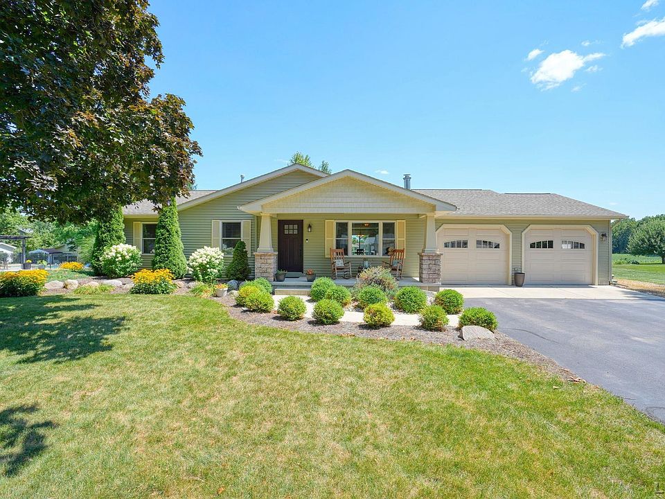 1st image of 2915 Lee Marie Dr