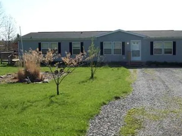 110 W Dr Rd, Volant, PA 16156