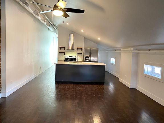 4th image of 7 W Elder St #303
