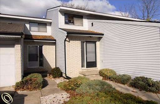 1st image of 3556 W Walton Blvd #1