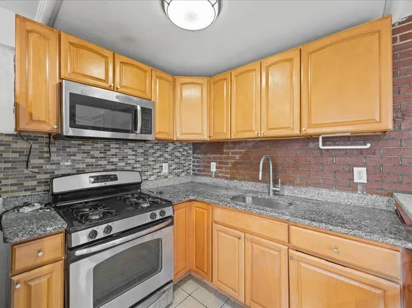 3607 Irwin Avenue image 16 of 25