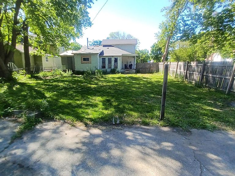 Listing photo 4