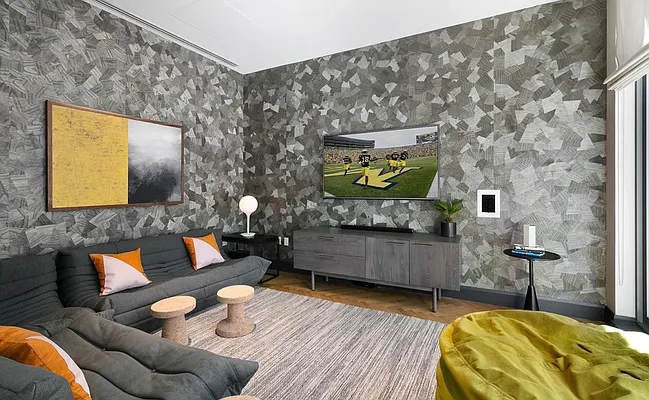 Rented by Douglas Elliman | media 22