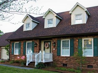 4742 Parkway Dr, Trinity, NC 27370