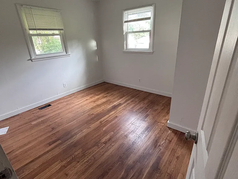 5103 Jarrett Rd — Photo 17