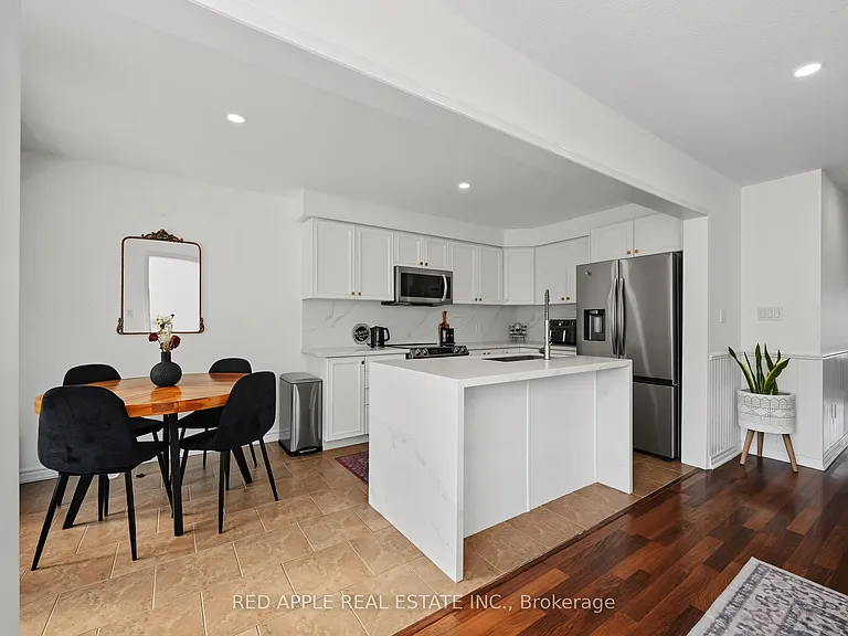 17 Booth St — Photo 13