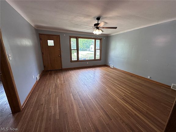 5th image of 6210 Heisley Ave