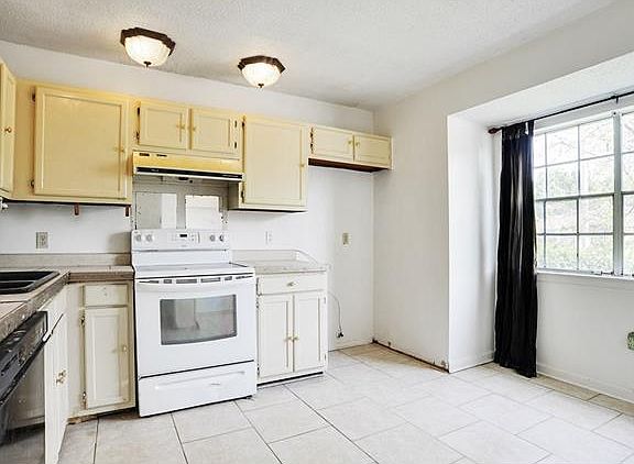 3rd image of 1839 Timberlane Estate Dr
