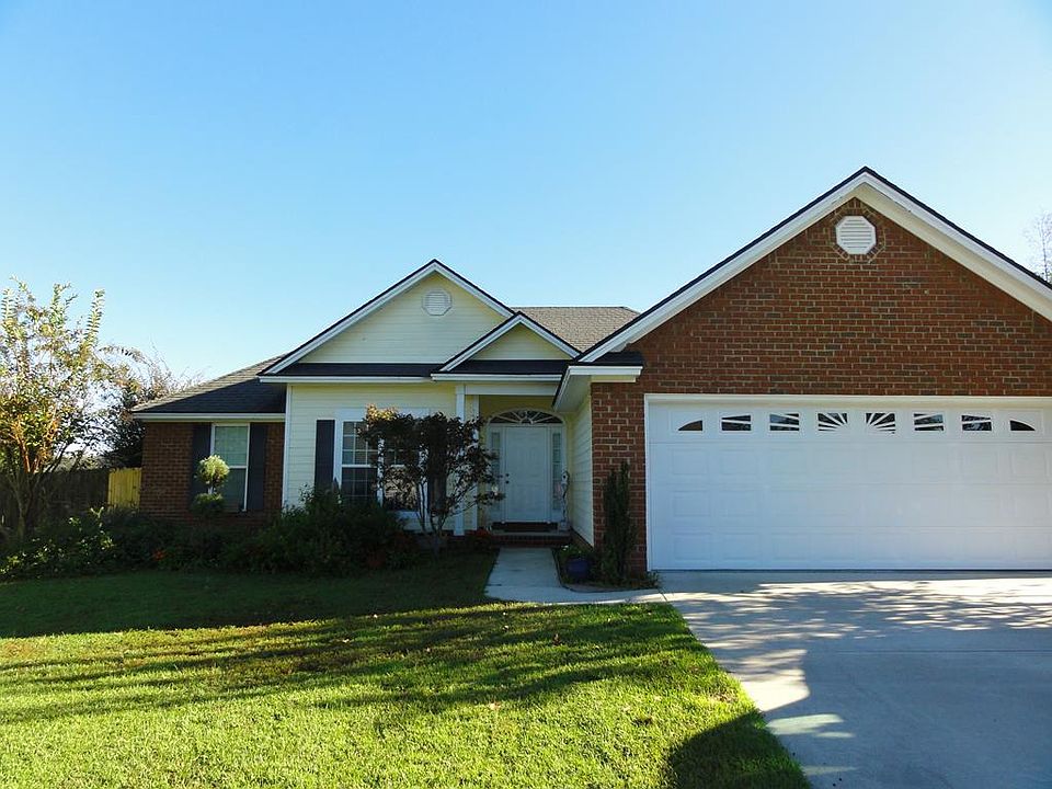 1st image of 3811 Edinburg Cir