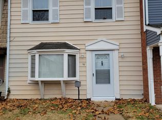 16 Ridgewood Pl #16, Willingboro, NJ 08046