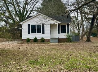 1483 Boone St, Tupelo, MS 38804