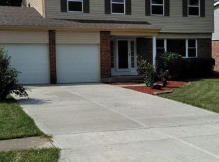 12183 Elkwood Dr, Cincinnati, OH 45240