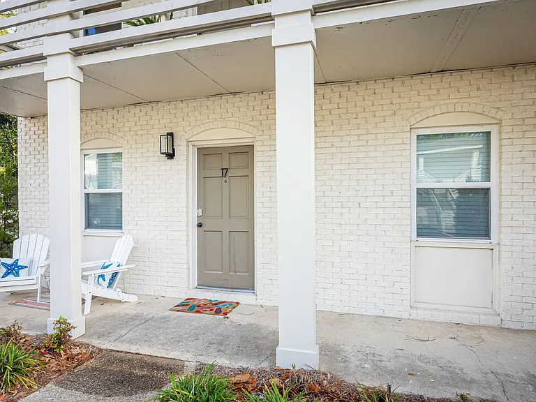 114 Ethel Cir #17 — Photo 3