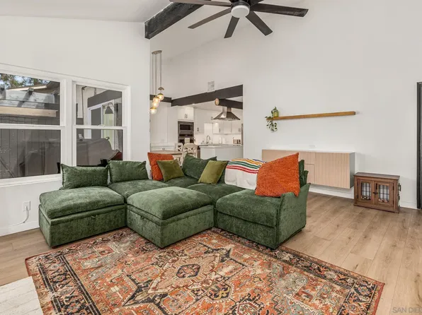 2327 Rosal Ln, Spring Valley, CA 91977