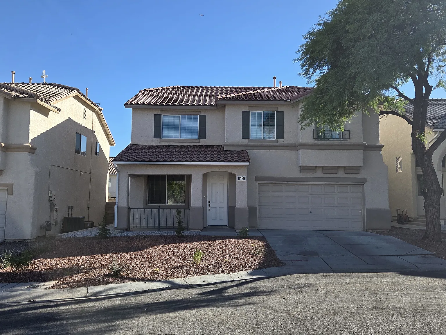 4 bed, 2547 sqft, $2,850 — Photo 1