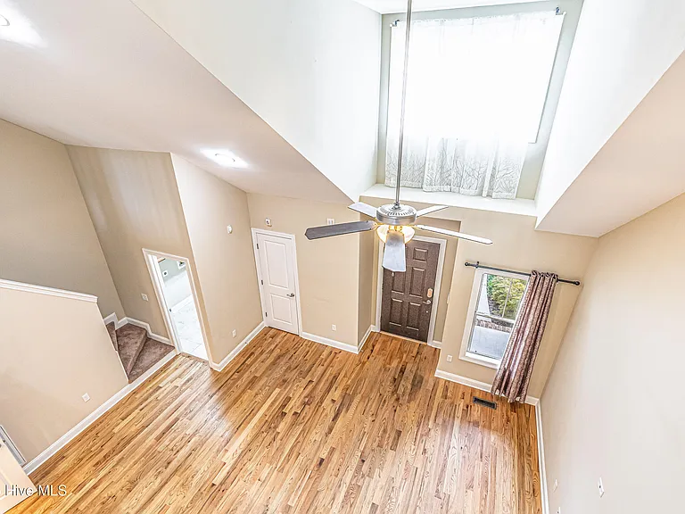 90 Cypress Cir — Photo 16