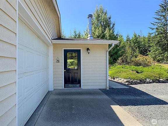 4th image of 5541 S Doss Road