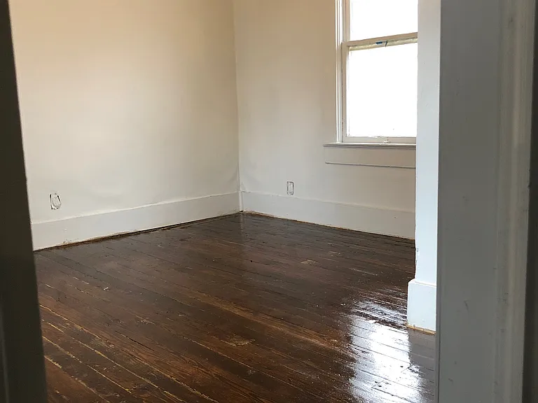 220 Drew Ave — Photo 6