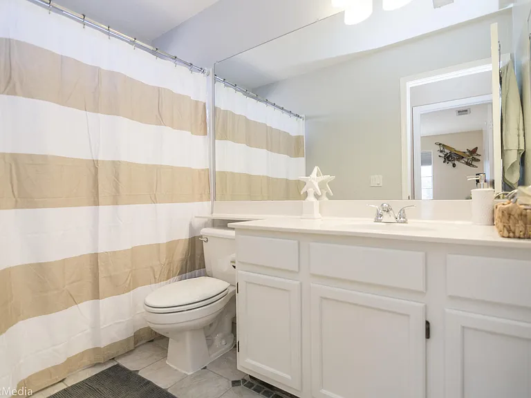 13168 W Monte Vista Dr — Photo 39