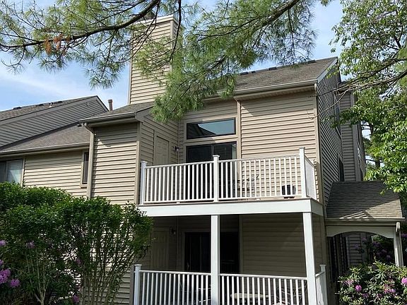 5th image of 306 Gregorys Way