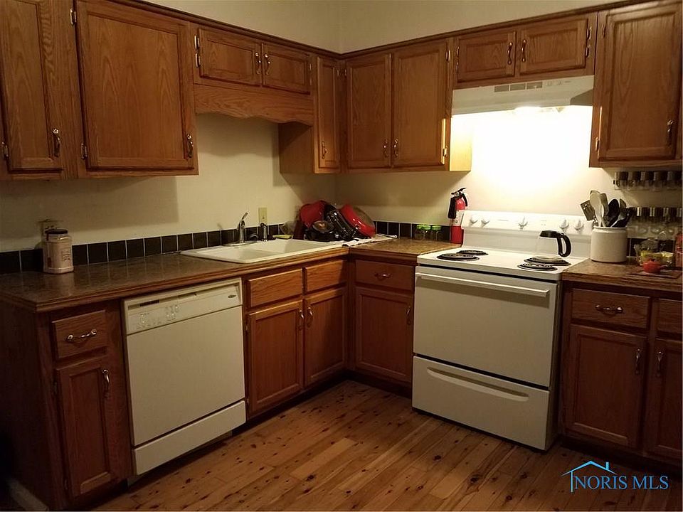 2nd image of 129 Wabash Ave