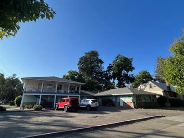 211 W 1st Ave, Chico, CA