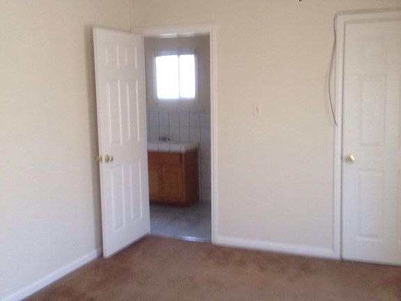 3rd image of 1217 W 95th St
