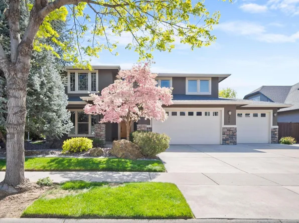 711 W Colbert St, Meridian, ID 83646