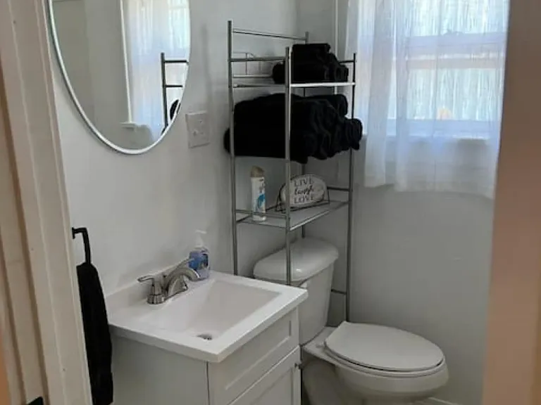 635 Amoretti St — Photo 7