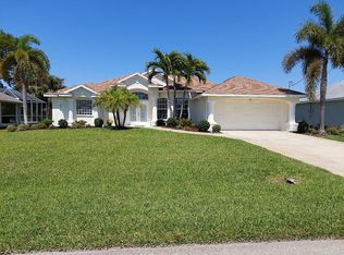 10 Sportsman Ct, Rotonda West, FL 33947