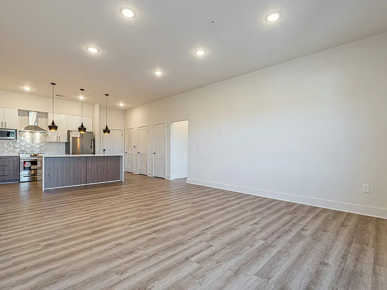112 Rogers St NE #601 — Photo 9