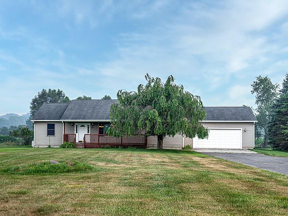 2nd image of 5967 Nichols Rd