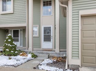 619 Liberty Pointe Dr, Ann Arbor, MI 48103