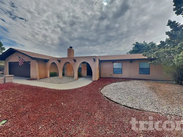 86 Wyoming Autumn Rd NE, Rio Rancho, NM 87124