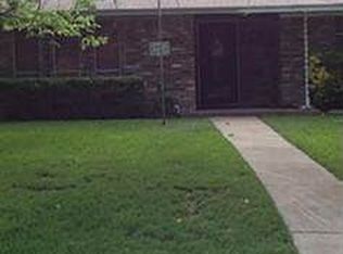 401 Rickey Cyn, Desoto, TX 75115