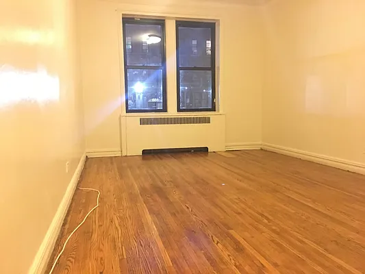 Rented by Lang Realty LLC | media 1