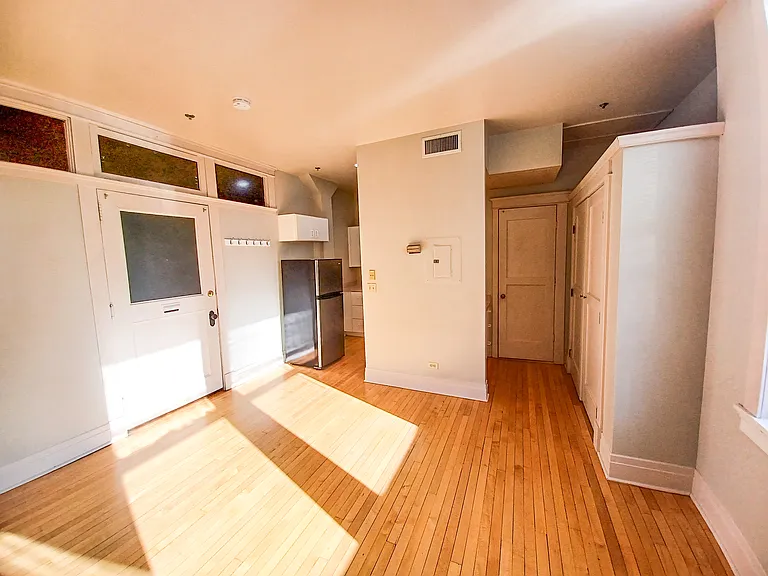 Idaho Building Apartments — Photo 28