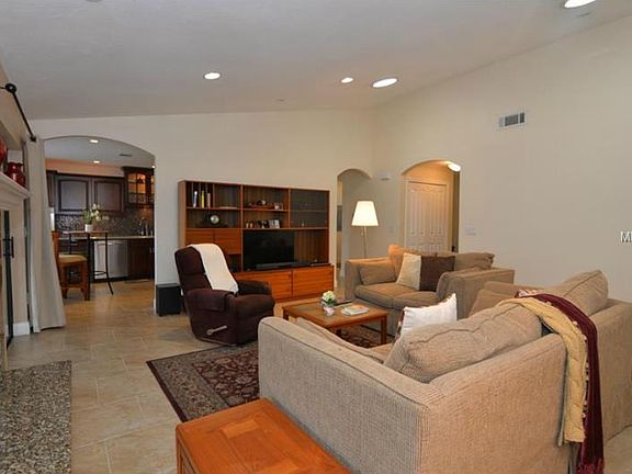 5th image of 4818 Derry Ct