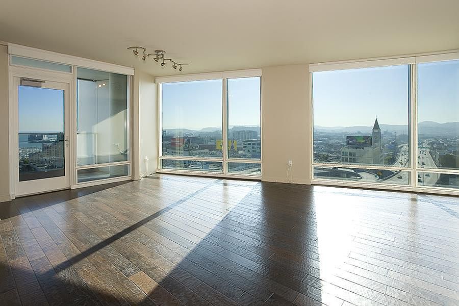 1st image of 425 1st St #1403-L