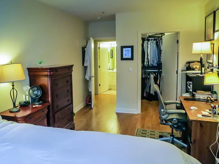 1236 Chicago Ave #301 — Photo 5