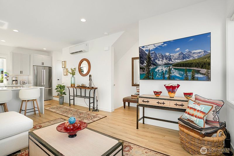4th image of 12734 B 7th Avenue NW