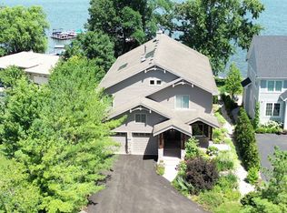 250 Whitney Rd, Lake Zurich, IL 60047