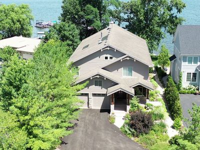 250 Whitney Rd, Lake Zurich, IL, 60047