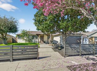 2610 N Deodar St, Santa Ana, CA 92705