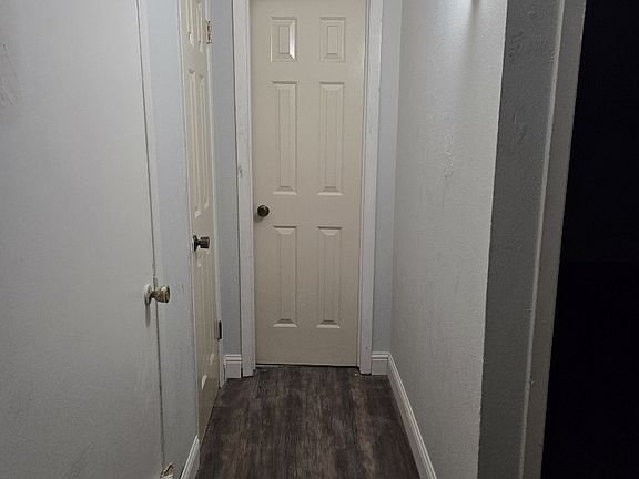 4th image of 2713 Patricia Ln #B