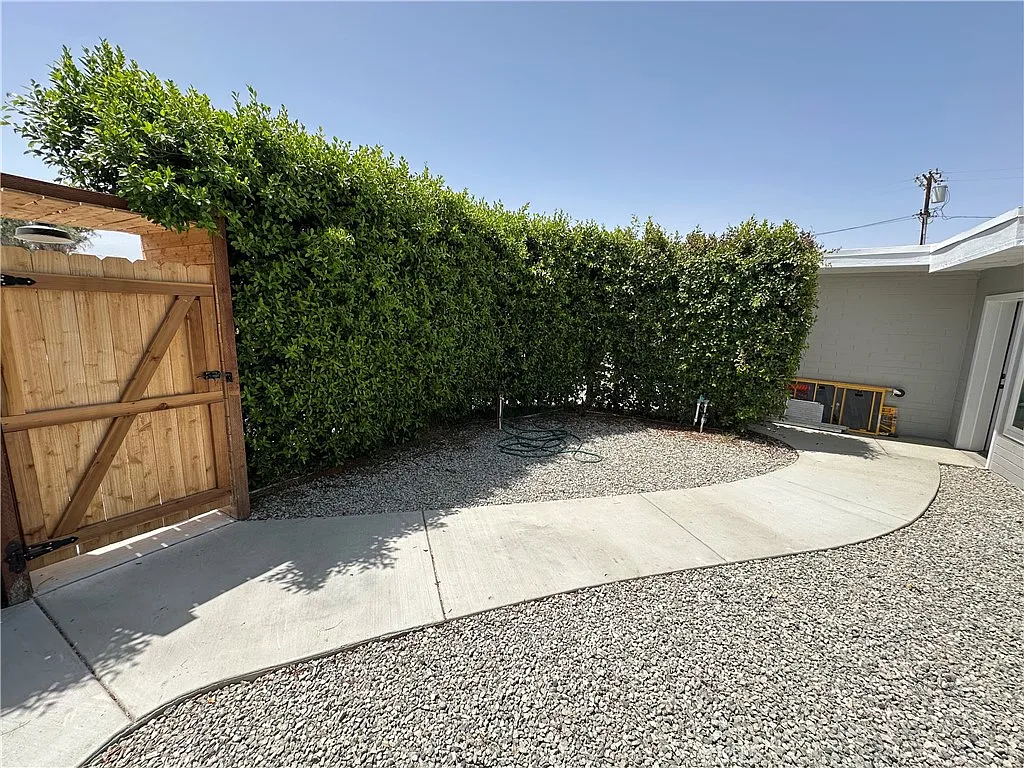 1 bed, 500 sqft, $1,650 — Photo 1